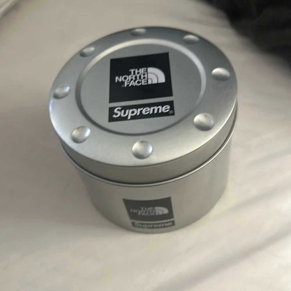 100 percent authentic supreme/north face/Gshock watch in black. Drop FW22.